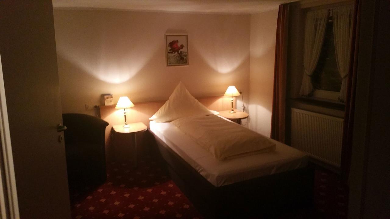 Land-gut Zur Bruecke Garni 3*