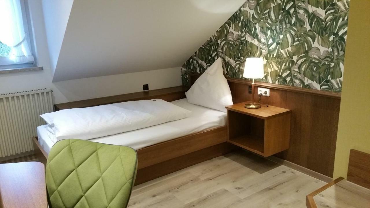 Land-gut Zur Bruecke Garni Отель 3*